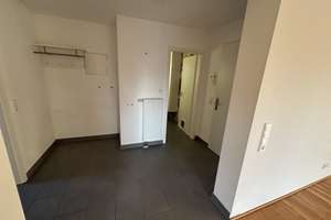 Schöne, geräumige 3 Zimmer Wohnung mit großem Südwestbalkon in Darmstadt – Die vollständige Adresse der Immobilie erhältst du vom Anbieter., 64295 Darmstadt-West, Darmstadt – Vorschaubild 4