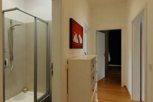Sonnige, elegante 4 Raum DG Wohnung mit umlaufender Terrasse! Neuhausen Nymphenburg! – Nibelungenstraße 55d, 80639 Nymphenburg, München – Vorschaubild 31