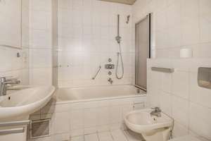 Property thumbnail 16