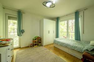 Wohnen im Grünen – außergewöhnliches Reihenendhaus in Königstein / A Unique Green Retreat in One of  – Die vollständige Adresse der Immobilie erhältst du vom Anbieter., 61462 Königstein im Taunus – Vorschaubild 3