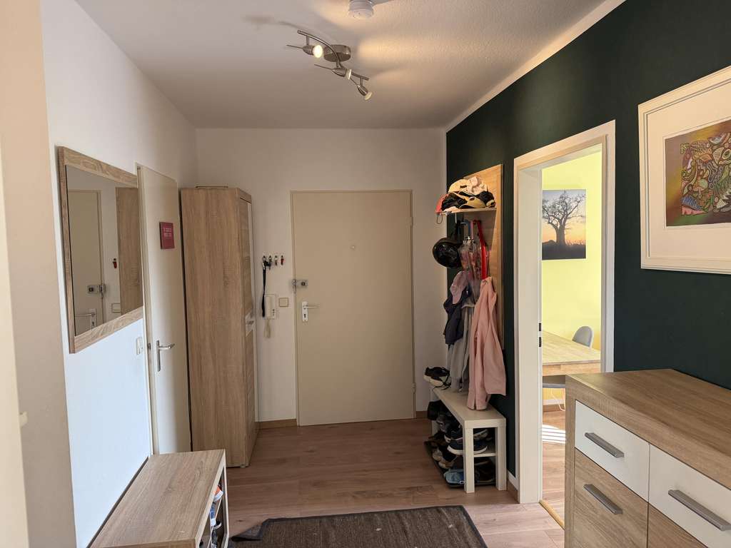 Immobilie in Schwalbach - Möblierte und vermietete 3,5 Zi-ETW mit TG Stellplatz - Bild 4