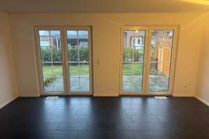 Doppelhaushälfte mit vier Zimmern in Harburg (Kreis), Seevetal Baujahr 2017 von Privat - reserviert – Die vollständige Adresse der Immobilie erhältst du vom Anbieter., 21218 Seevetal – Vorschaubild 4