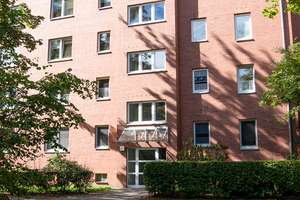 Komfortable 5-Zi-Wohnung über 2 Etagen mit Balkon, Wohnküche und 2 Bädern