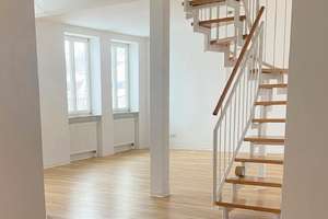 4-Zimmer-Wohnung in Erfurt! – Grafengasse 2, 99084 Altstadt, Erfurt – Vorschaubild 2