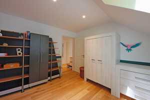 Große Landhausvilla in familienfreundlicher Lage - 7 Zimmer & viel Abstellflächen! – Starnberg (Kreis) – Vorschaubild 24