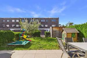 Hochwertiges und top-gepflegtes Reiheneckhaus in Regensburg - Burgweinting zum Kauf! – Die vollständige Adresse der Immobilie erhältst du vom Anbieter., 93055 Burgweinting-Harting, Regensburg – Vorschaubild 2