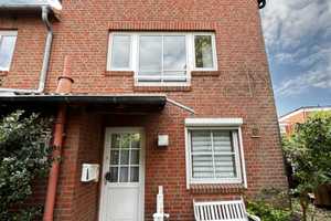 Familienfreundliches Endreihenhaus in Wedel
6 Zimmer, sonniger Garten – Pinneberg (Kreis) – Vorschaubild 2