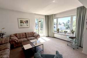 Großzügige 2-Zimmer-Eigentumswohnung mit sonnigem Eckbalkon in 
Köln-Weiden – Die vollständige Adresse der Immobilie erhältst du vom Anbieter., 50858 Weiden, Köln – Vorschaubild 2