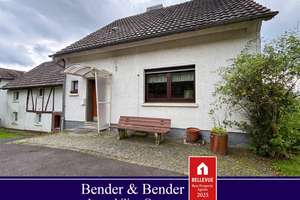 *RESERVIERT* Zweifamilienhaus für kreative Hände in ruhiger Lage nahe Waldbröl! – Die vollständige Adresse der Immobilie erhältst du vom Anbieter., 51545 Waldbröl – Vorschaubild 1