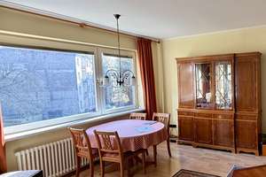 RESERVIERT - Helle 3-Zimmer-Wohnung mit Loggia, Aufzug und zwei Stellplätzen in Berlin-Steglitz – Die vollständige Adresse der Immobilie erhältst du vom Anbieter., 12163 Steglitz, Berlin – Vorschaubild 5