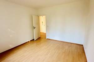 Sofort beziehbare 2-Zi-Whg. mit gr. Balkon und EBK, sowie Souterrain-Zi. und Garage – Die vollständige Adresse der Immobilie erhältst du vom Anbieter., 30559 Kirchrode, Hannover – Vorschaubild 7