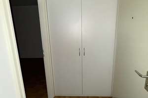 Gemütliche 1-Zimmer-Wohnung mit Einbauküche – Flaschenträgerstraße 13, 81927 Englschalking, München – Vorschaubild 2
