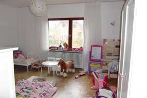 Zweifamilienhaus mit zwei Gartenanteilen + baureifer Bauplatz in bester Lage von Maschen – Harburg (Kreis) – Vorschaubild 7