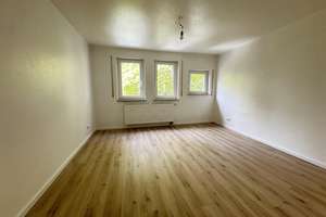 Familienfreundliche 4-Zimmer-Wohnung mit Balkon und moderner Raumaufteilung – Wolfringstr. 14, 90765 Ronhof, Kronach, Fürth – Vorschaubild 20