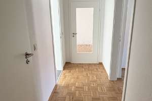 Parkett, Dusche & neu renoviert: 2,5-Zi.-Whg.  an der Rennbahn – Winterbergstraße 143, 1237 Seidnitz/Dobritz, Dresden – Vorschaubild 8