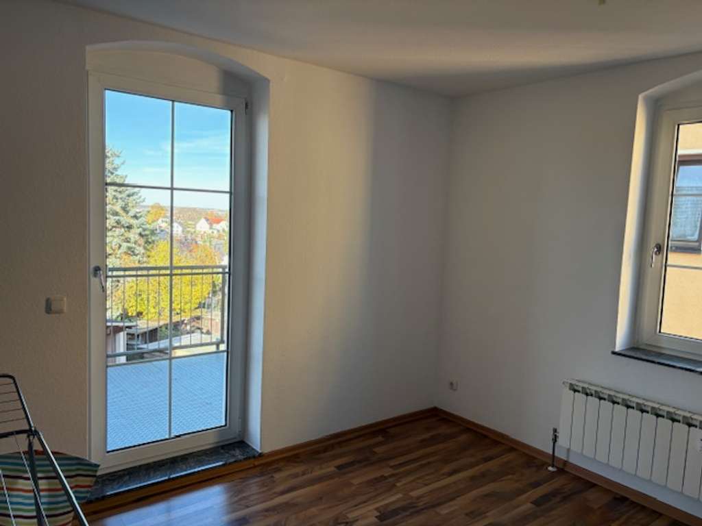 Immobilie in Zwickau - Zwickau- Oberplanitz, Mehrfamilienhaus mit Potenzial - Bild 2