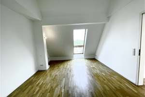 Lichtdurchflutetes Penthouse mit großer Sonnenterrasse & Loftcharakter nahe Schlosspark – Blankenburger Str. 16, 13156 Niederschönhausen, Berlin – Vorschaubild 8
