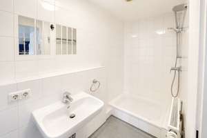 Reizvolle Dachgeschoß-Wohnung im Altbau! - WI-City - provisionsfrei - – Die vollständige Adresse der Immobilie erhältst du vom Anbieter., 65183 Westend / Bleichstraße, Wiesbaden – Vorschaubild 6