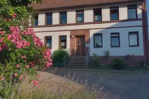 Schöner wohnen auf dem Land, imposantes Bauernhaus / Pferdehaltung möglich – Kusel (Kreis) – Vorschaubild 2