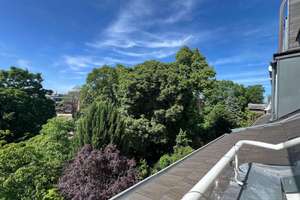 CHARMANTE DACHGESCHOSSWOHNUNG MIT DACHTERRASSE IN KÖLN - LINDENTHAL – Die vollständige Adresse der Immobilie erhältst du vom Anbieter., 50931 Lindenthal (Ortsteil), Köln – Vorschaubild 2