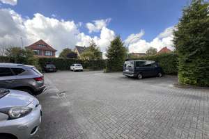 Stade * Nur ein kleiner Spaziergang bis zur Altstadt * Balkon * Pkw-Stellplatz * EBK * – Glückstädter Straße 2a, 21682 Stade – Vorschaubild 14