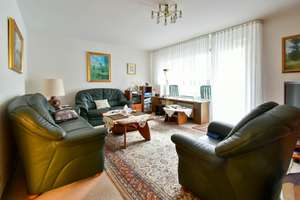 Leben und Leben lassen!
Schöne, ruhige Wohnung mit Balkon und TG-Stellplatz