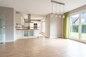 Modernes Einfamilienhaus mit Kapitänsgiebel und großem Garten in ruhiger Sackgassenlage – Die vollständige Adresse der Immobilie erhältst du vom Anbieter., 25451 Quickborn – Vorschaubild 10