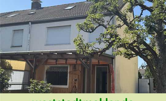 Ihr neues Projekt: Reihenendhaus mit Traumgrundstück zum Sanieren