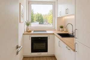 Sanierte 3,5-Zimmer-Wohnung mit Balkon und Einbauküche!! – Grelckstraße 34, 22529 Lokstedt, Hamburg – Vorschaubild 7