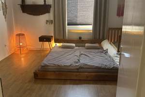 Vollständig renovierte 4-Raum-Wohnung mit Balkon in Wuppertal – Leonhardstraße 7, 42281 Barmen, Wuppertal – Vorschaubild 3