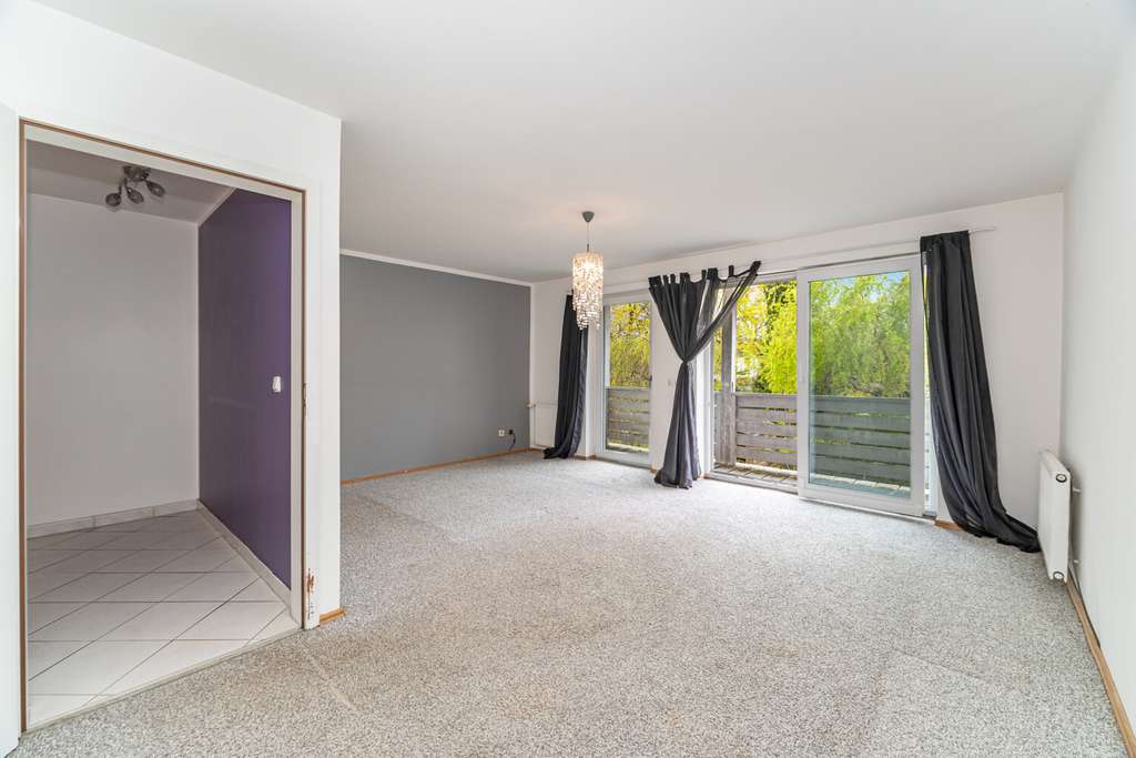 Immobilie in Neufahrn bei Freising - Kein Reihenhaus von der Stange – charmantes Familiendomizil mit Westgarten und Dachterrasse - Bild 3