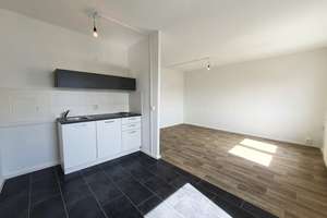 Mit Singleküche***Ab 15.03.2026***Frisch renovierte 1-Zimmer-Wohnung mit Duschbad – Deiwitzweg 6, 4207 Lausen-Grünau, Leipzig – Vorschaubild 6