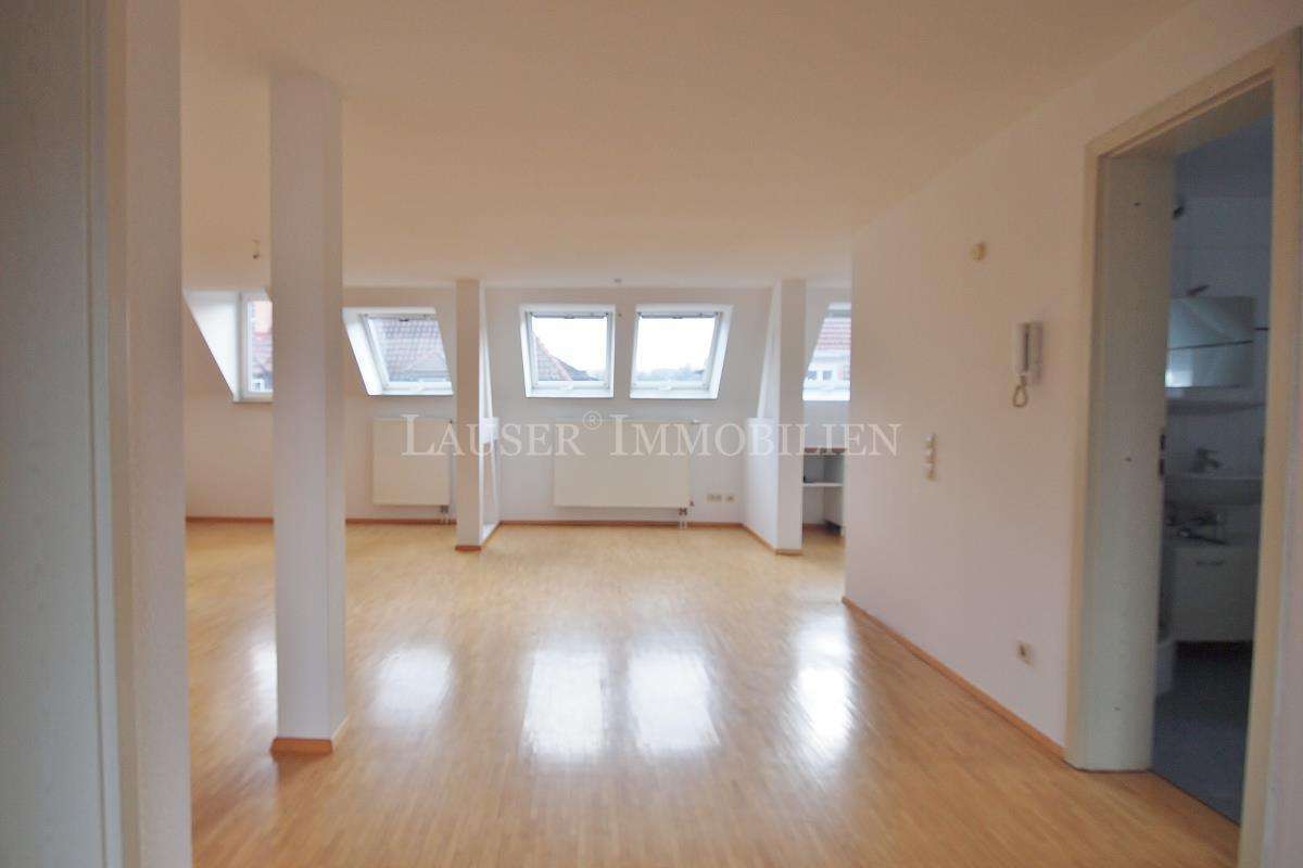 Attraktive 3-Zimmer Maisonette mit Balkon im Stuttgarter Westen - Photo 1