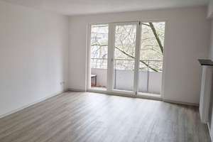 *Freiraum genießen - modernisierte 2-Zimmer-Wohnung* Tageslichtbad mit Wanne + Balkon + Aufzug – Hansemannplatz 1, 52062 Hansemannplatz, Aachen – Vorschaubild 2