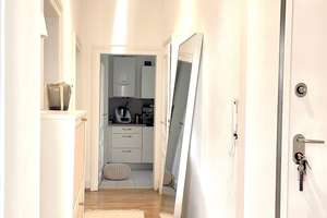 Schöne 3 Zimmer-Altbauwohnung mit Einbauküche in absoluter Top Lage in Sachsenhausen ! – Launitzstraße 00, 60594 Sachsenhausen-Nord, Frankfurt am Main – Vorschaubild 7