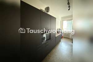 Tauschwohnung: Große 3-Zimmer Altbauwohnung im schönen Düsselorf-Pempelfort