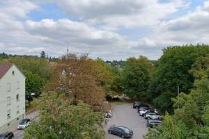 "Helle, ruhige 2 Zimmer DG Wohnung mit Balkon in schöner Lage von Degerloch" – Felix-Dahn-Str. ., 70597 Degerloch (Ortsteil), Stuttgart – Vorschaubild 2