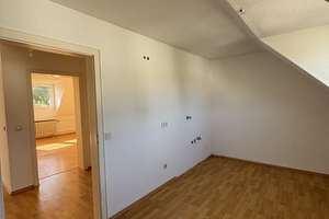 Helle 2-Zimmer Dachgeschosswohnung in Heisingen – Ostpreußenstraße 4, 45259 Heisingen, Essen – Vorschaubild 7