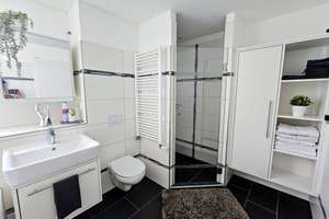 Zuhause mit viel Platz in Bremen Rönnebeck – Die vollständige Adresse der Immobilie erhältst du vom Anbieter., 28777 Rönnebeck, Bremen – Vorschaubild 6