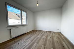 Erstbezug nach Sanierung - Neuer Boden/Küche/Bad/Fenster - Zentrale Lage in Heilbronn – Die vollständige Adresse der Immobilie erhältst du vom Anbieter., 74072 Heilbronn, Heilbronn – Vorschaubild 11