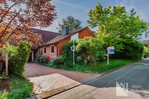 Ein Haus, viele Möglichkeiten: Großzügiges Wohnen in Lüneburg – Die vollständige Adresse der Immobilie erhältst du vom Anbieter., 21337 Kaltenmoor, Lüneburg – Vorschaubild 1