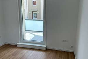 3-Zimmer-Wohnung im Erdgeschoss mit Balkon in Oldenburg  – An den Voßbergen 13A, 26133 Kreyenbrück, Oldenburg (Oldenburg) – Vorschaubild 2