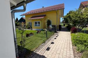 Seltene Gelegenheit: Einfamilienhaus mit eigenem Garten