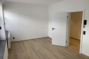 Ein helles Zimmer im ruhigen Gemeinschaftshaus – Blumenthalstraße 70a, 47058 Duissern, Duisburg – Vorschaubild 7