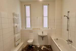 Neu modernisierte Altbauwohnung in Top Lage nahe Binnenalster - 6 Zimmerwohnung (3 3/2) – Große Theaterstraße 39, 20354 Neustadt, Hamburg – Vorschaubild 13