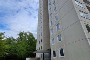 Charmante 1-Zimmer-Wohnung im 12. Obergeschoss – Hochring 39, 38440 Eichelkamp, Wolfsburg – Vorschaubild 1