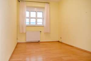 Moderne 3-Zimmer-Eigentumswohnung mit zwei Balkonen und Garage in Wiesbaden-Klarenthal – Die vollständige Adresse der Immobilie erhältst du vom Anbieter., 65197 Klarenthal, Wiesbaden – Vorschaubild 5