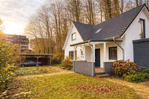 ASMUSSEN IMMOBILIEN - Das Haus am Wald - ca. 200 m zur Förde - einmalige Chance – Die vollständige Adresse der Immobilie erhältst du vom Anbieter., 24955 Harrislee – Vorschaubild 4