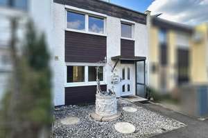 Charmantes Reihenmittelhaus mit Garten – Die vollständige Adresse der Immobilie erhältst du vom Anbieter., 93049 Westenviertel, Regensburg – Vorschaubild 10