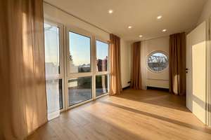 Umfassend modernisierte Eigentumswohnung in begehrter Lage – Die vollständige Adresse der Immobilie erhältst du vom Anbieter., 28325 Oberneuland, Bremen – Vorschaubild 2